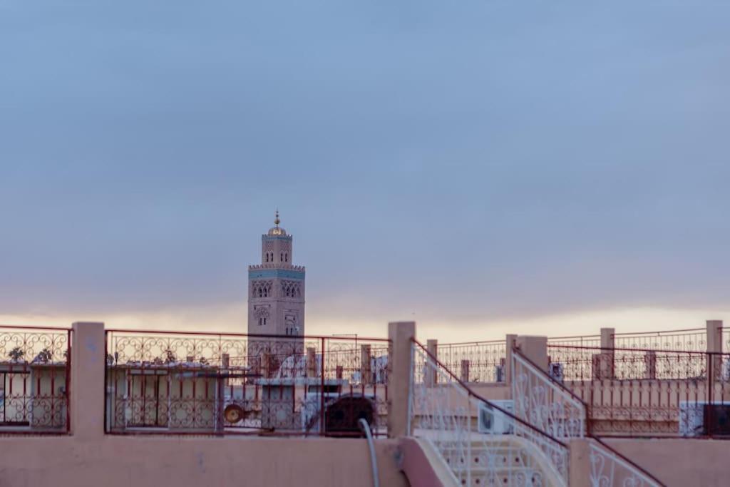 Paisible Riad Privatif Au Coeur De Marrakech マラケシュ エクステリア 写真