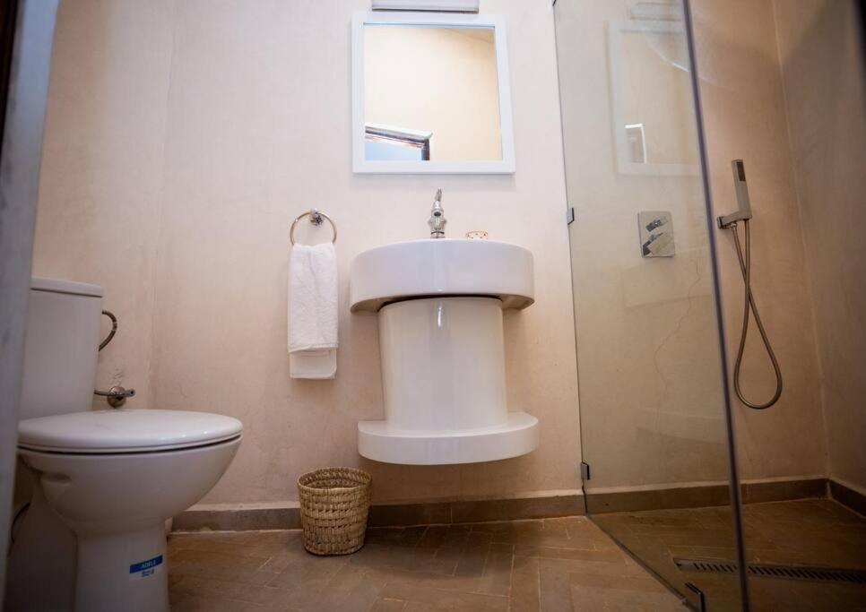 Paisible Riad Privatif Au Coeur De Marrakech マラケシュ エクステリア 写真